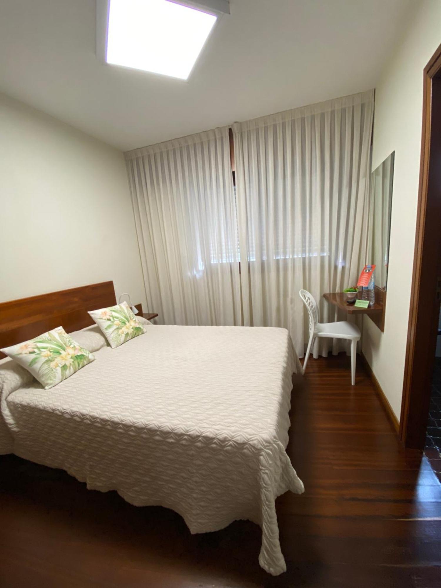 Hotel Vendaval Santa Marta de Ortigueira Esterno foto